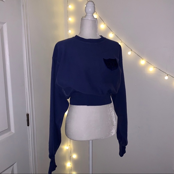 Champion Vintage Cropped Sweater - Picture 3 of 3